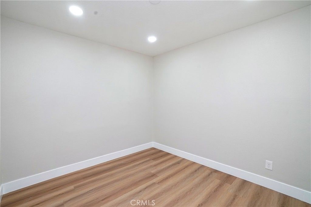 Image 11 of property listing at 5571 Central Avenue, Riverside, CA 92504