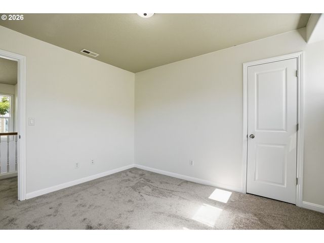 9442 N MACRUM Ave, Portland, OR 97203