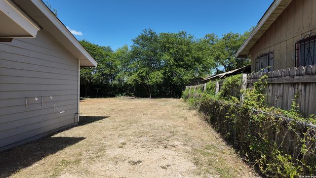 2306 VALENCIA, San Antonio, TX 78237