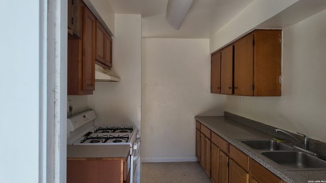 2306 VALENCIA, San Antonio, TX 78237