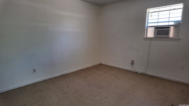 2306 VALENCIA, San Antonio, TX 78237