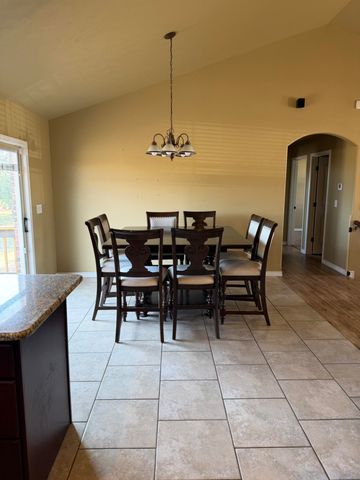 6803 County Road 8840, West Plains, MO 65775