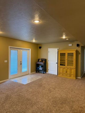 6803 County Road 8840, West Plains, MO 65775