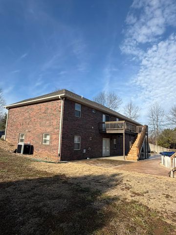 6803 County Road 8840, West Plains, MO 65775