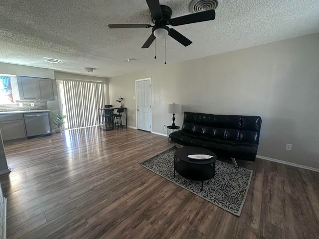 5533 17th Street, Lubbock, TX 79416