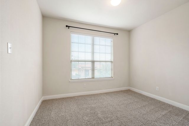 2640 Venice Drive 2, Grand Prairie, TX 75054