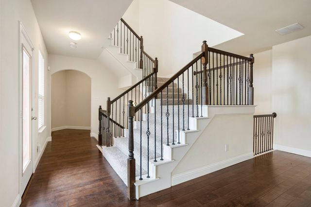 2640 Venice Drive 2, Grand Prairie, TX 75054
