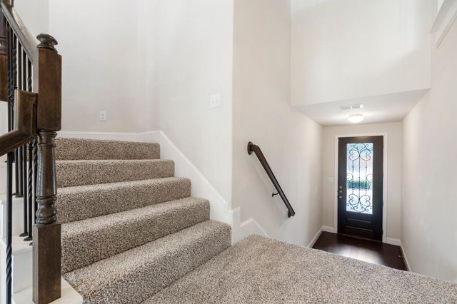 2640 Venice Drive 2, Grand Prairie, TX 75054