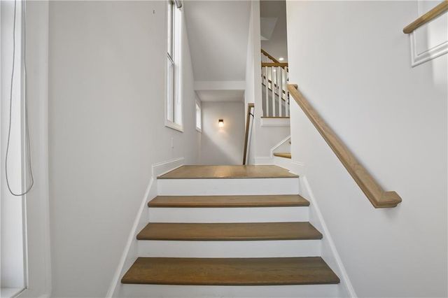 7950 Laurel Crest Drive, Suwanee, GA 30024