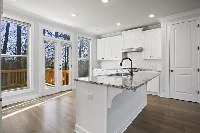 7950 Laurel Crest Drive, Suwanee, GA 30024