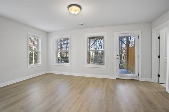 7950 Laurel Crest Drive, Suwanee, GA 30024