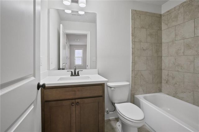 7950 Laurel Crest Drive, Suwanee, GA 30024