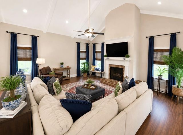 110 Lucas Ln, Midland City, AL 36350