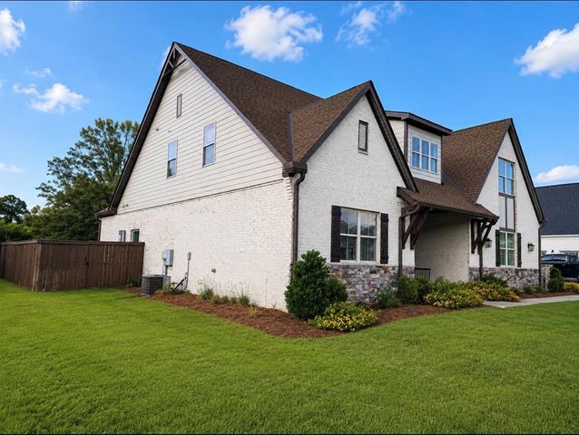110 Lucas Ln, Midland City, AL 36350