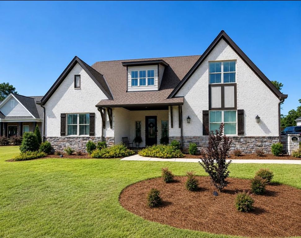 110 Lucas Ln, Midland City, AL 36350