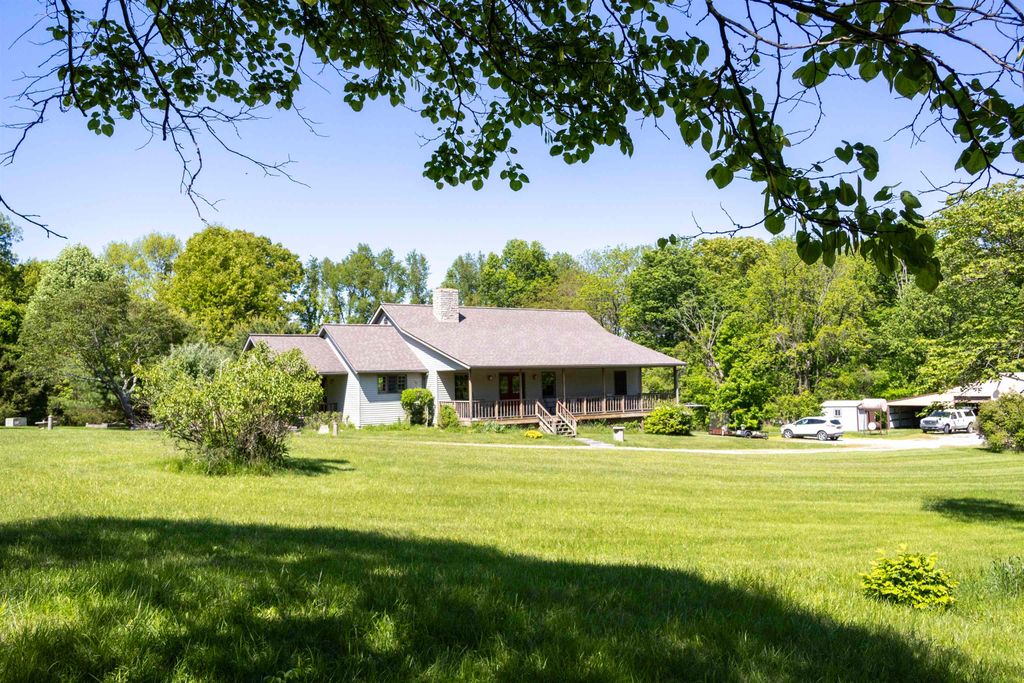 7800 N Mt Tabor Road, Ellettsville, IN 47429