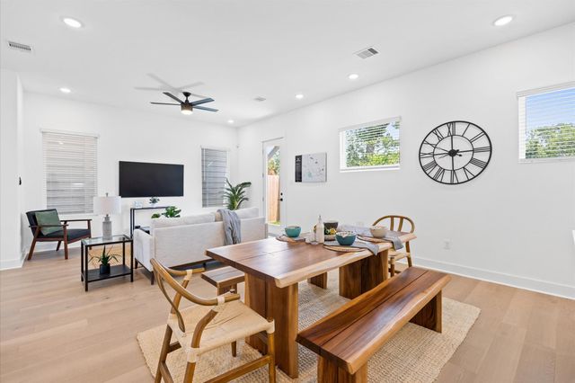 5808 Highland Sky Lane, Houston, TX 77091