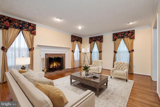 2113 CROSSGATE DR, Crofton, MD 21114