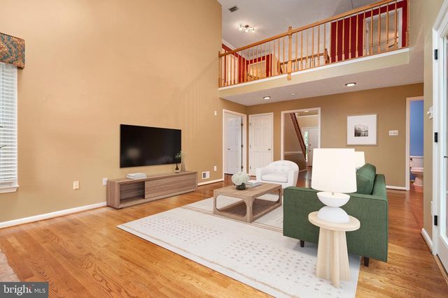 2113 CROSSGATE DR, Crofton, MD 21114