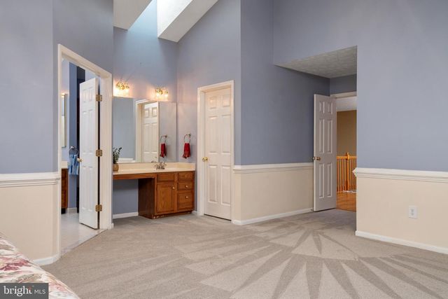 2113 CROSSGATE DR, Crofton, MD 21114