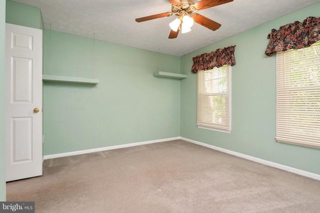 2113 CROSSGATE DR, Crofton, MD 21114