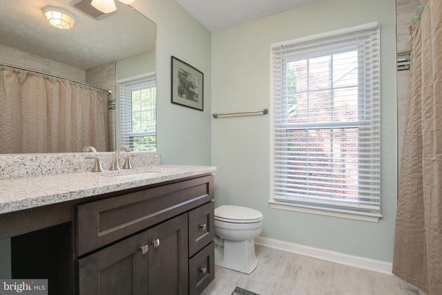 2113 CROSSGATE DR, Crofton, MD 21114