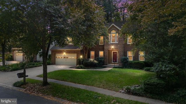 2113 CROSSGATE DR, Crofton, MD 21114