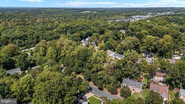2113 CROSSGATE DR, Crofton, MD 21114