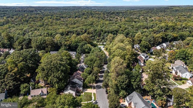 2113 CROSSGATE DR, Crofton, MD 21114