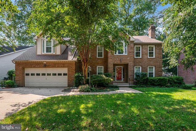 2113 CROSSGATE DR, Crofton, MD 21114