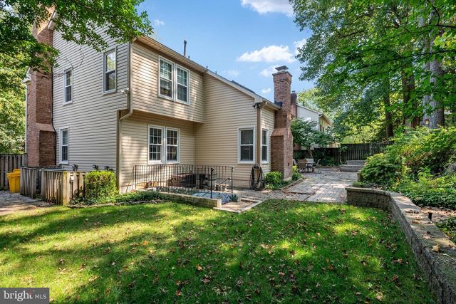 2113 CROSSGATE DR, Crofton, MD 21114