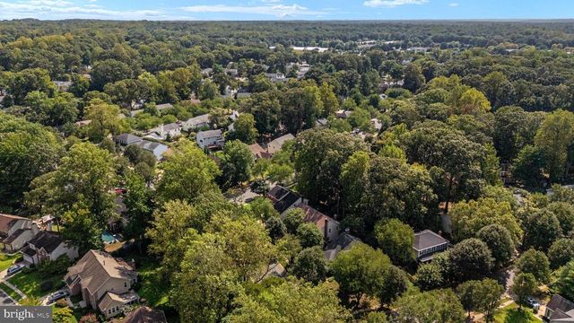 2113 CROSSGATE DR, Crofton, MD 21114