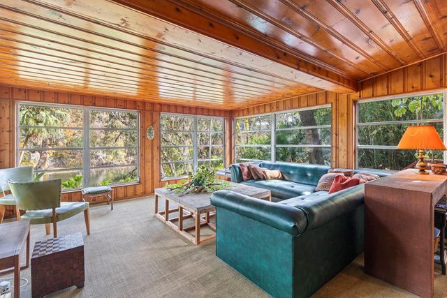 617 S RIVERHILLS DRIVE, Temple Terrace, FL 33617