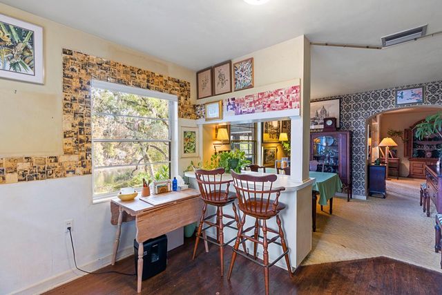 617 S RIVERHILLS DRIVE, Temple Terrace, FL 33617