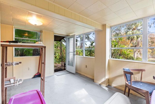 617 S RIVERHILLS DRIVE, Temple Terrace, FL 33617