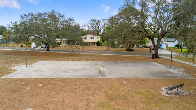 617 S RIVERHILLS DRIVE, Temple Terrace, FL 33617