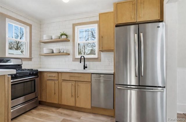 317 W Saint Clair Street, Romeo, MI 48065