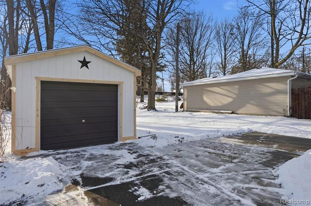 317 W Saint Clair Street, Romeo, MI 48065