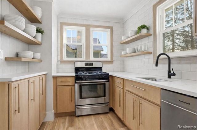 317 W Saint Clair Street, Romeo, MI 48065