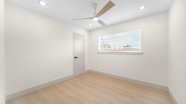 251 Holyhead Drive, Houston, TX 77015