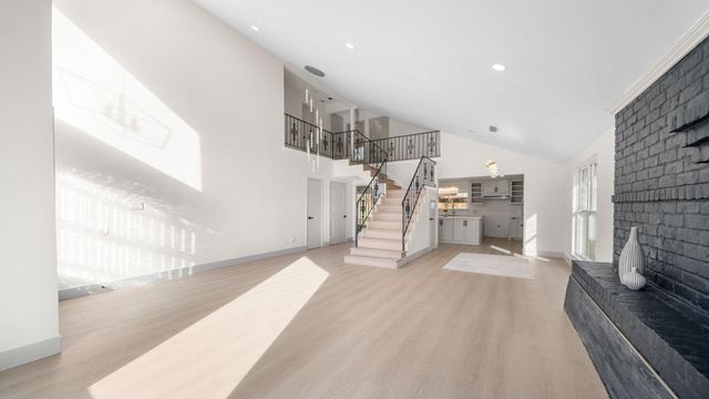 251 Holyhead Drive, Houston, TX 77015