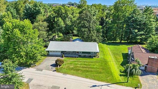 919 RAMBLING DR, Catonsville, MD 21228