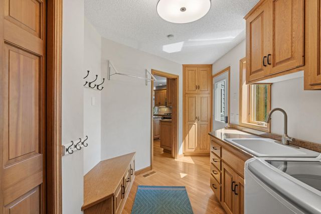 7531 Erie Avenue, Chanhassen, MN 55317