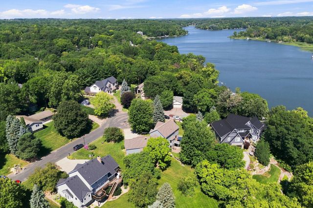 7531 Erie Avenue, Chanhassen, MN 55317