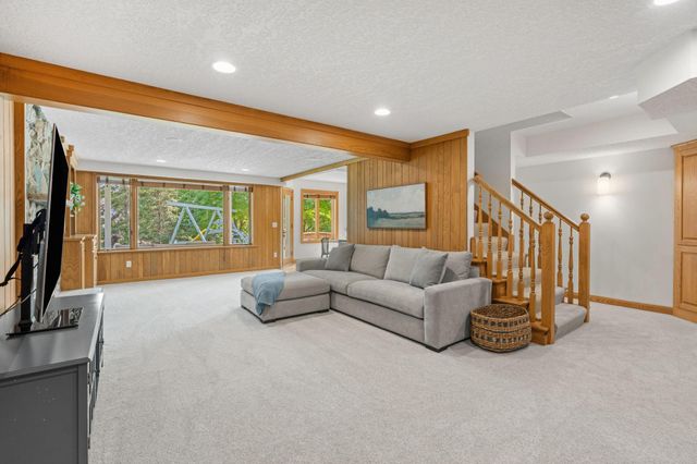 7531 Erie Avenue, Chanhassen, MN 55317