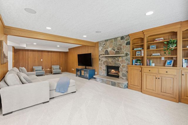 7531 Erie Avenue, Chanhassen, MN 55317