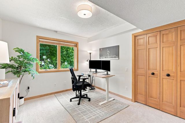 7531 Erie Avenue, Chanhassen, MN 55317