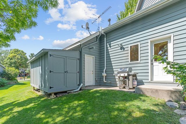 7531 Erie Avenue, Chanhassen, MN 55317