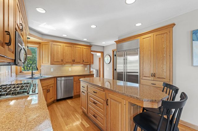 7531 Erie Avenue, Chanhassen, MN 55317