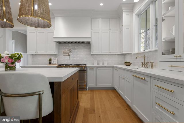 474 BARCLAY RD, Bryn Mawr, PA 19010